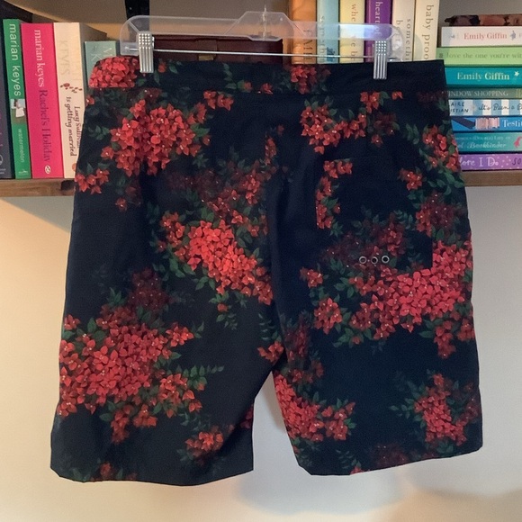 John Elliott Men’s Floral Print Board Shorts Size XL | Designer Streetwear LA - Picture 6 of 11